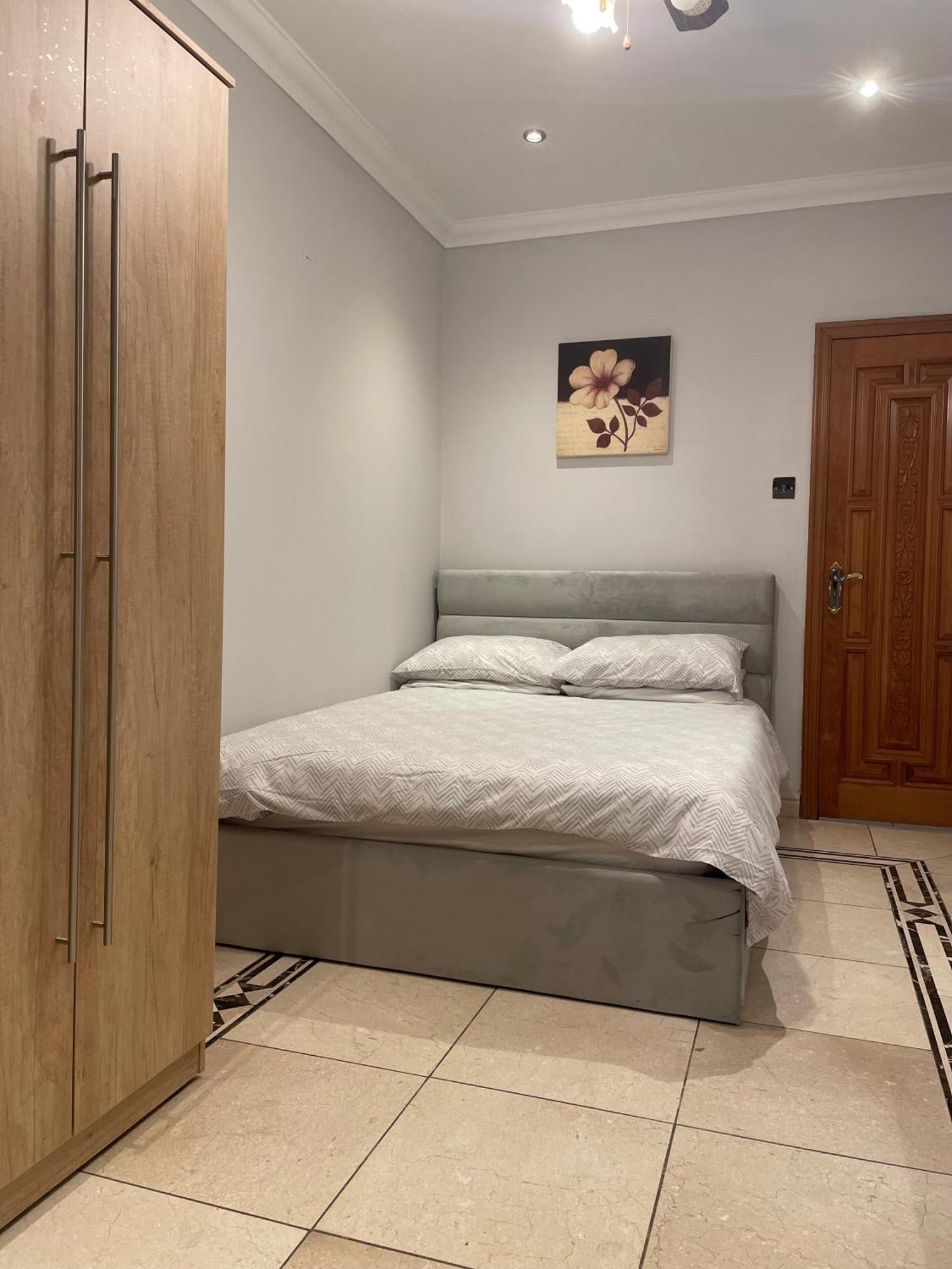 North London Studio Apartment Екстериор снимка